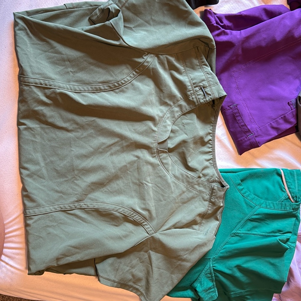 Cherokee Scrub Top